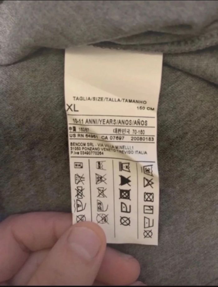 Tee shirt Benetton - photo numéro 3