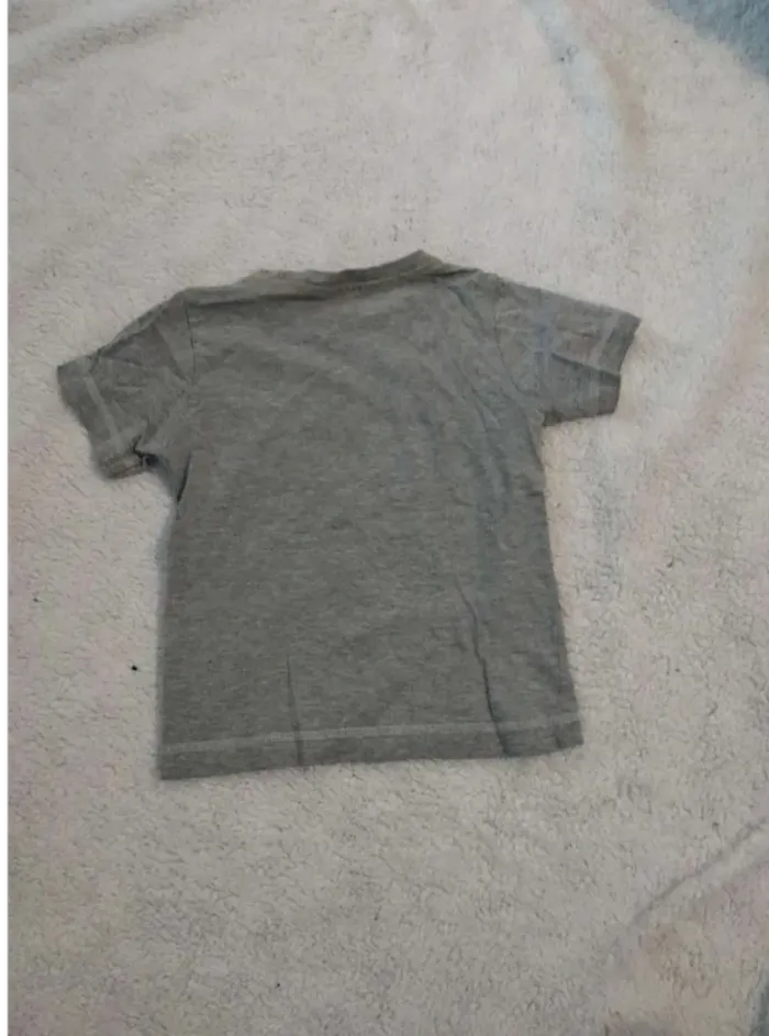 Tee-shirt - photo numéro 2