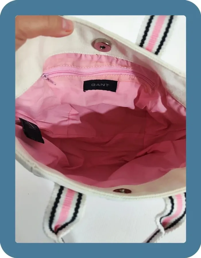 Petit sac à main rose et blanc Gant, bon état mais il y a plusieurs tâches, 18x19cm - photo numéro 4