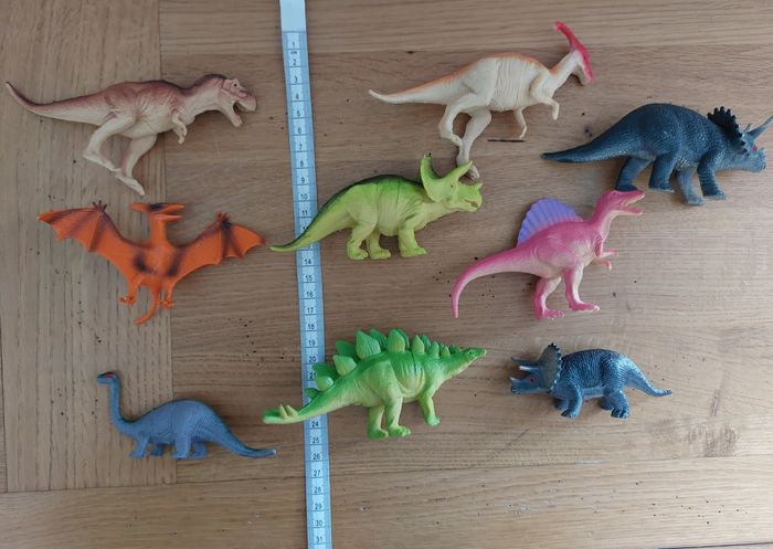 Lot de 9 dinosaures - photo numéro 3