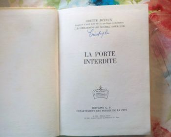 LA PORTE INTERDITE de Odette JOYEUX Bibliothèque Rouge et Or