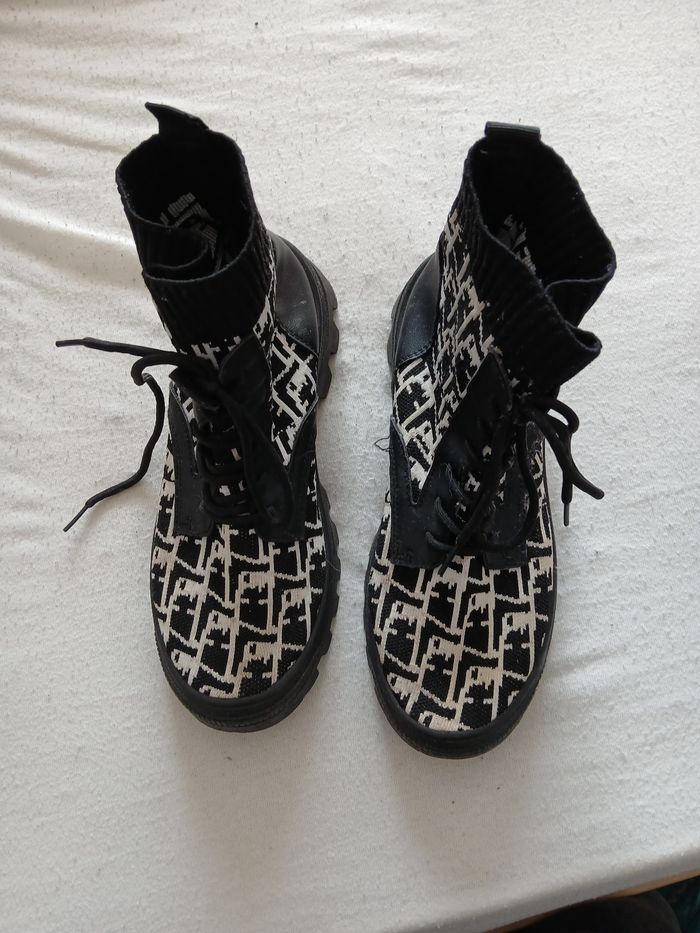 Chaussures montante en 40