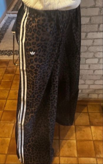 Pantalon large pour femme adidas léopard