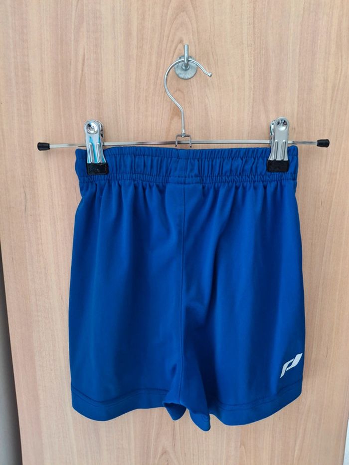 Short de foot garçon 5 ans - photo numéro 3