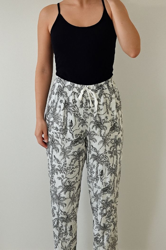 Pantalon taille M ( 38 ) fluide Primark, motif palmiers, neuf avec étiquette