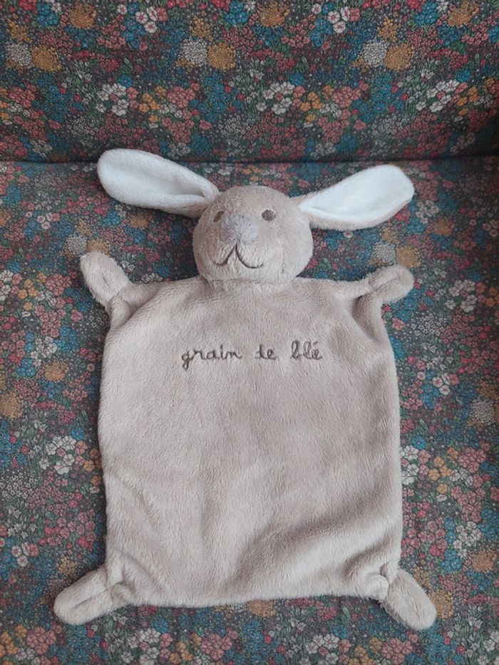 Doudou plat beige lapin Grain de blé