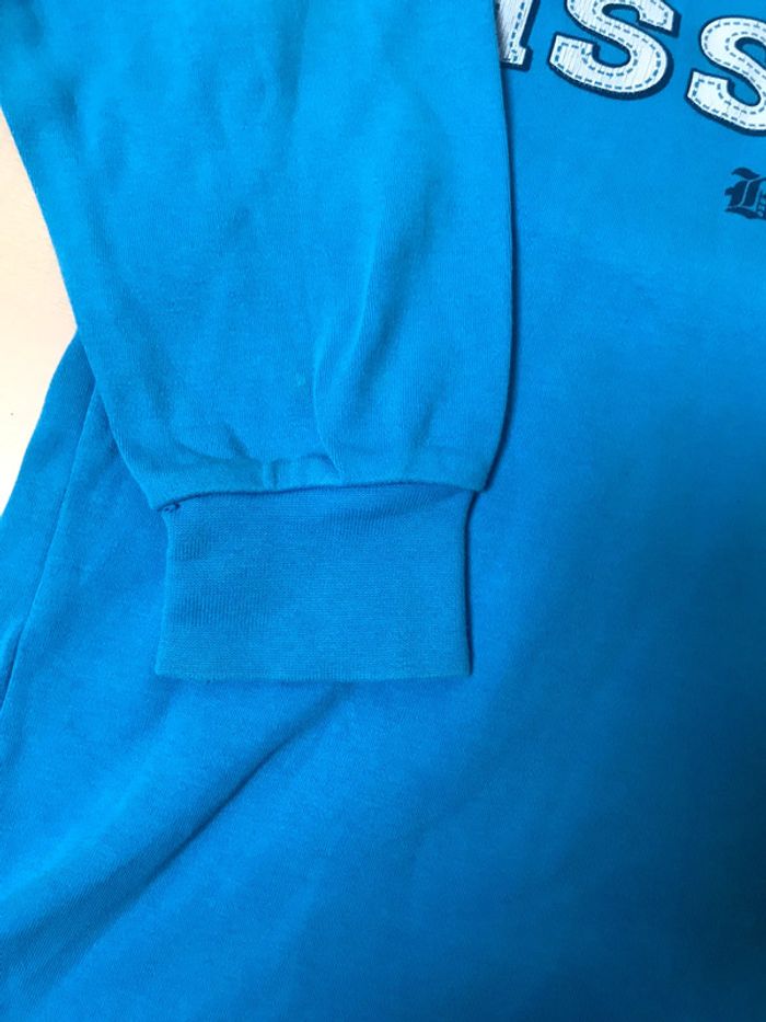 Sweat bleu - photo numéro 3