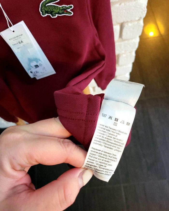 Robe ou sweat long a capuche lacoste neuve taille 6 ans bordeaux/framboise - photo numéro 12