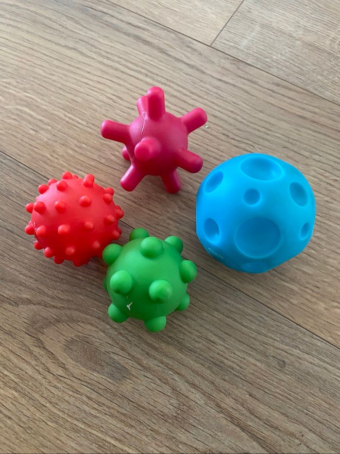 Lit de jouets bébé - photo numéro 4