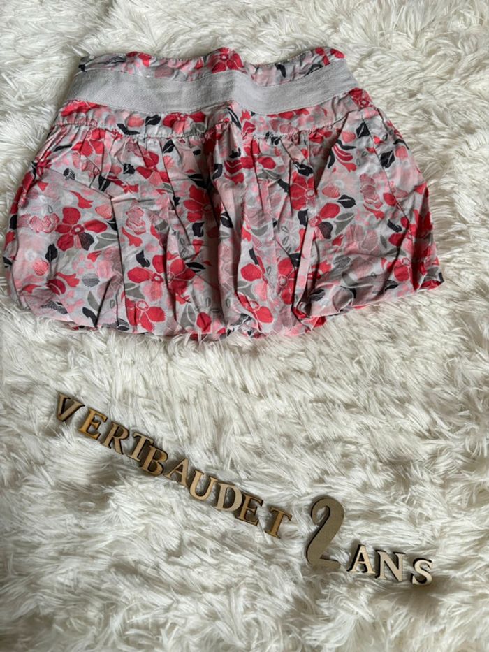 Jupe courte - photo numéro 2