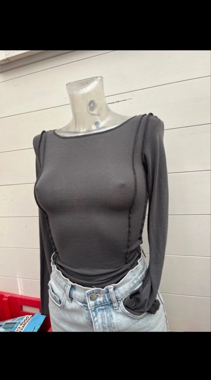 Haut femme ou jeune fille - photo numéro 3