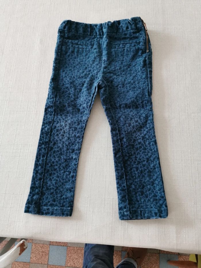 Pantalon velours kiabi 24 mois