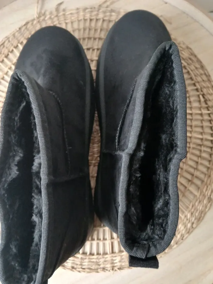Boots noires - photo numéro 3