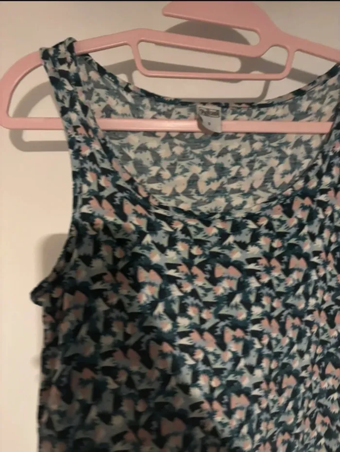 Débardeur imprimé graphique pastel – UpFashion – Taille S - photo numéro 2