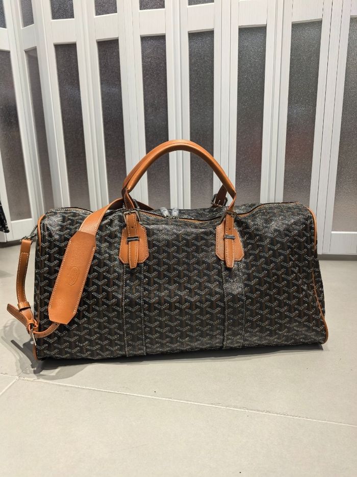 Goyard Barrel  