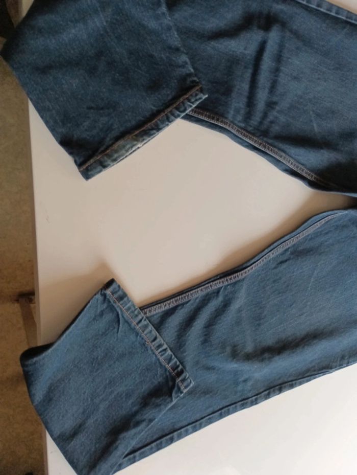 Pantalon jeans homme Kiabi taille 48 coupe droite - photo numéro 2