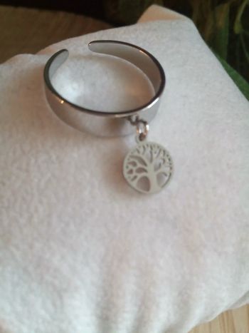 Jolie bague arbre de vie