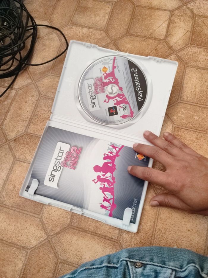 Singstar pop hits 2 ps2 - photo numéro 2