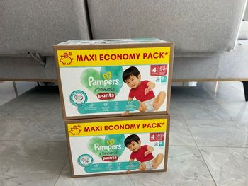 Lot 2 cartons pampers harmonie pants taille 4
