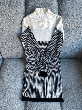 Robe pull col montant crème/noir motif aztèques Morgan