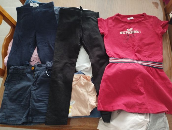 Vêtements fille 5 ans - photo numéro 2