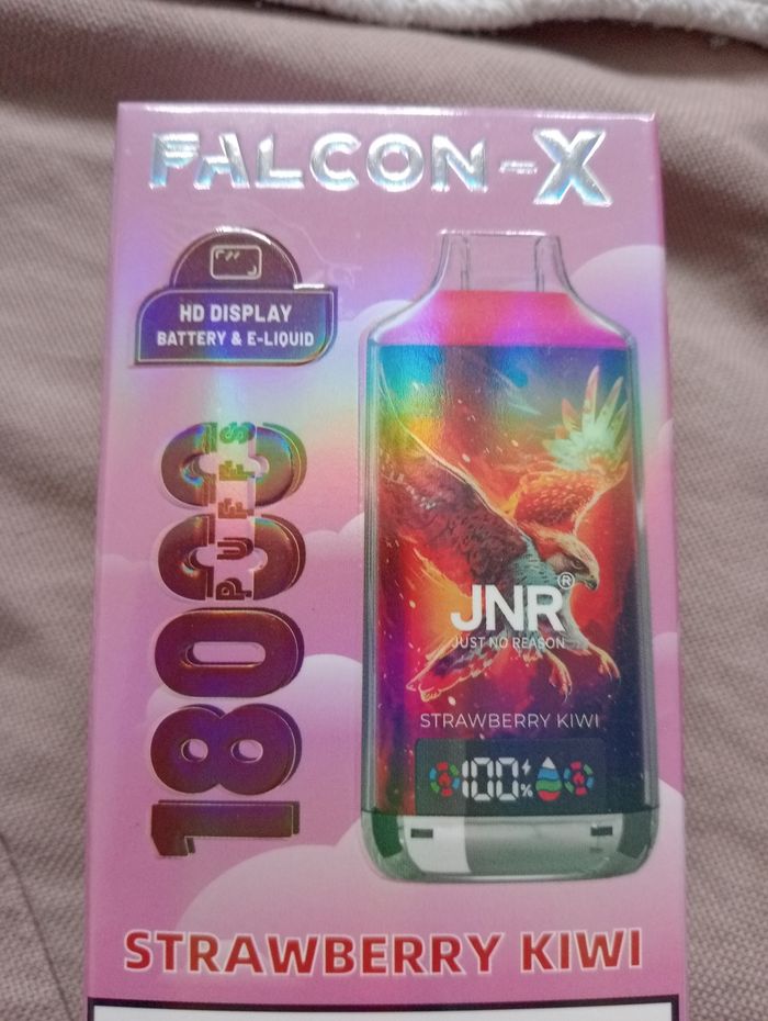 18k strawberry kiwi 2%