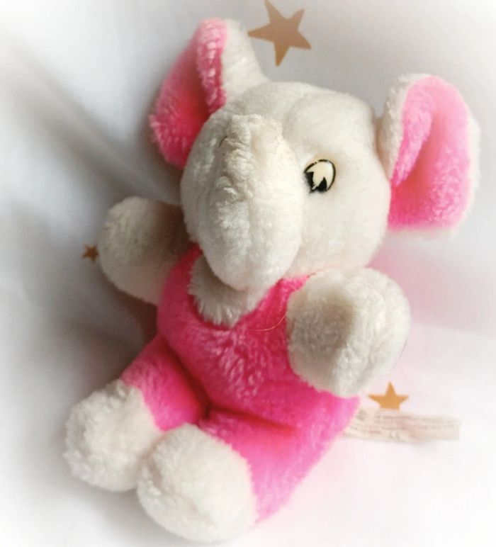 Petite petit small peluche plush Teddy éléphant rose fluo pink bouclette boulgom easy vintage blanc