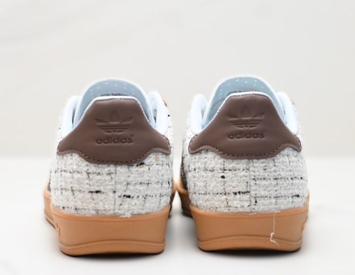 Paire de baskets Adidas Gazelle T:39 1/3 - neuves - photo numéro 2