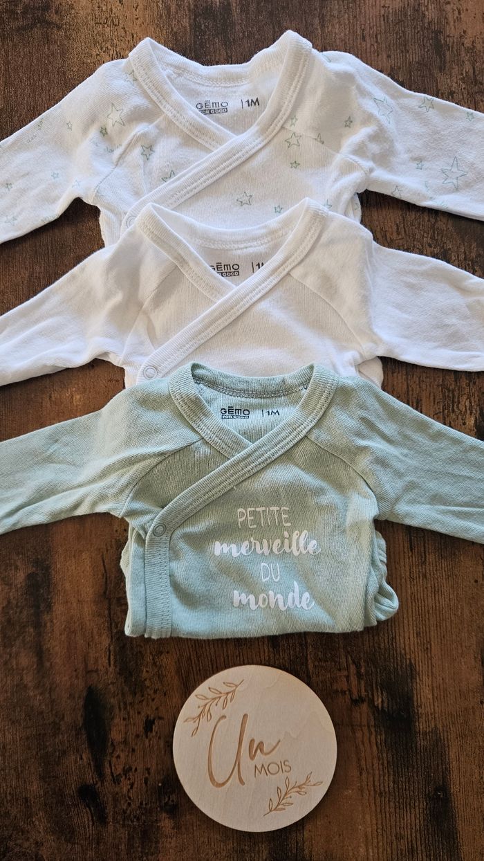 Lot de bodies bébé fille/garçon