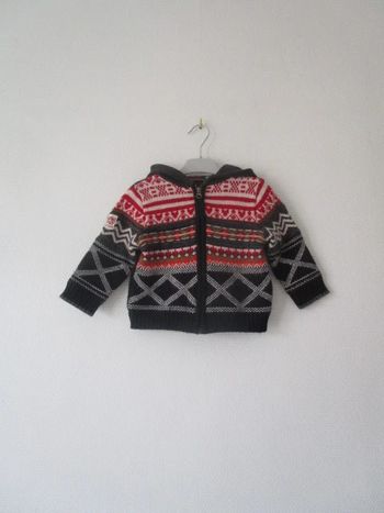 Veste capuche en maille Catimini 2 ans TBE