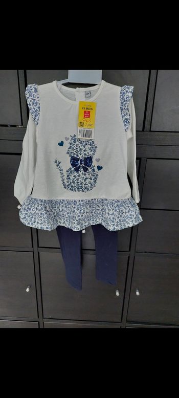 Leggin et haut fille 23 mois 