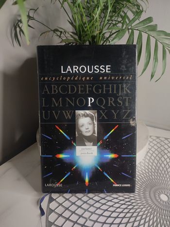 Larousse encyclopédie universel vol12