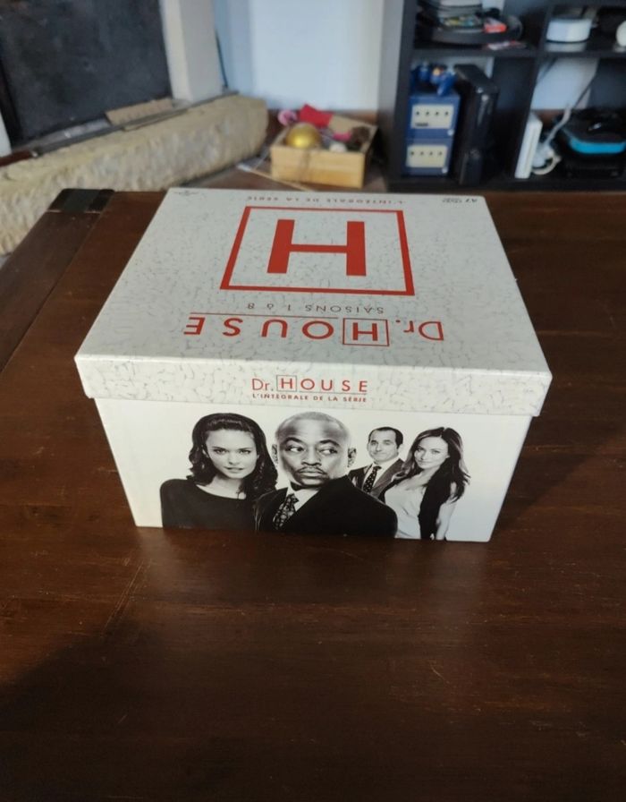 Coffret DVD intégrale Dr.House - photo numéro 6