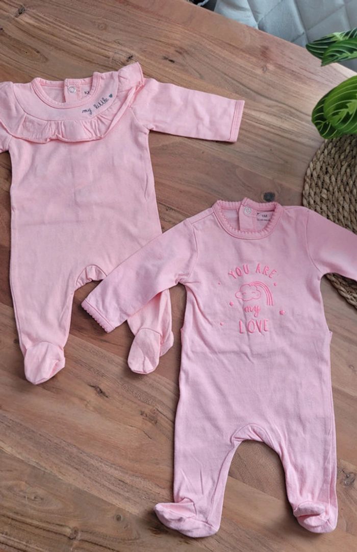 Lot de 2 pyjama Kiabi 1 mois - photo numéro 2