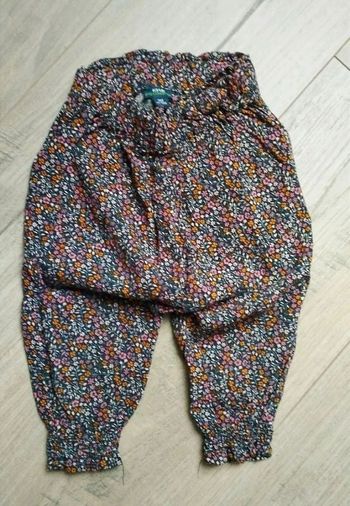 Pantalon souple fleuri kiabi 9 mois