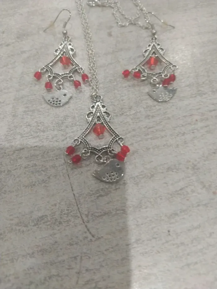 Ensemble collier et boucle d'oreille oiseau et perle rouge - photo numéro 4