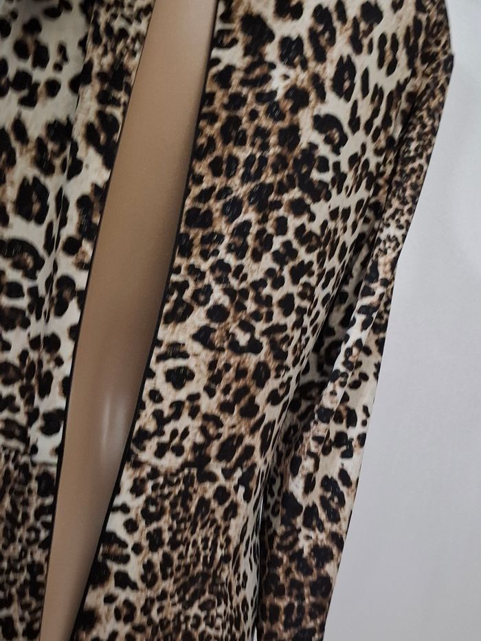 Robe léopard joseph ribkoff taille 36 en très bon état - photo numéro 8