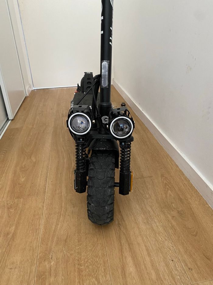 Vend trottinette électrique E-grosse pro