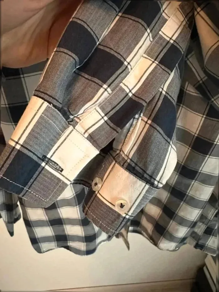 Chemise à carreaux homme taille S– Style casual, très bon état - photo numéro 5