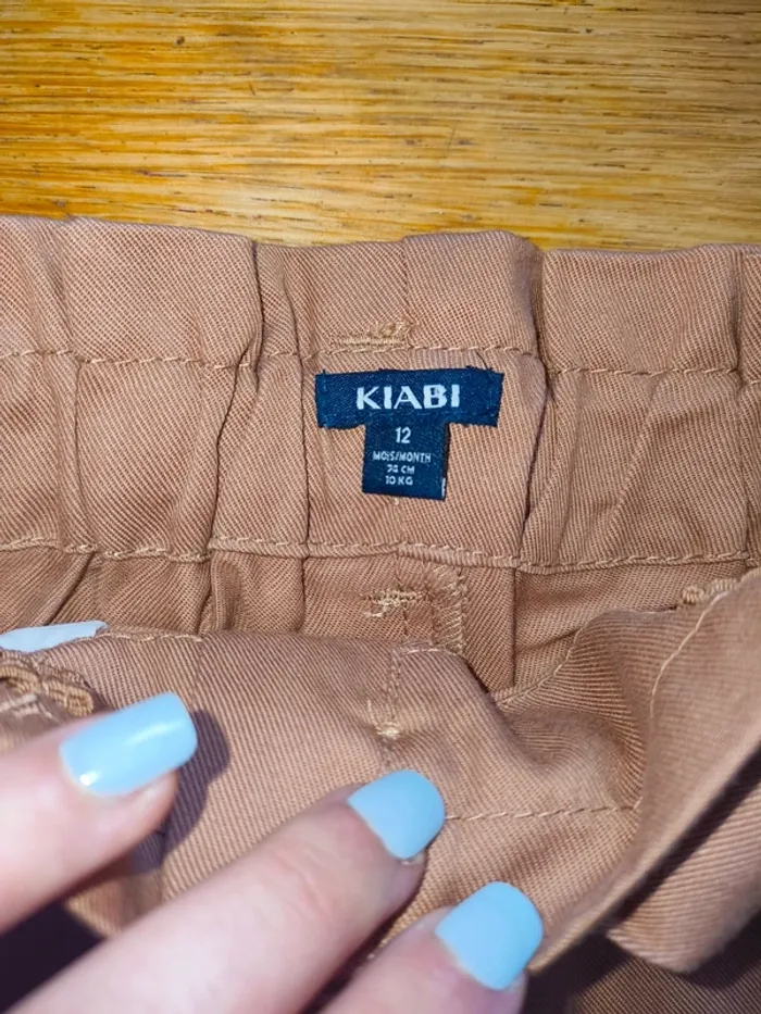 Pantalon fille camel 12 mois Kiabi neuf sans étiquette - photo numéro 4