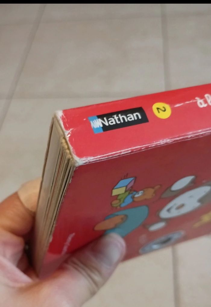 Livre sonore a la crèche avec T'choupi (piles neuves ) - photo numéro 9