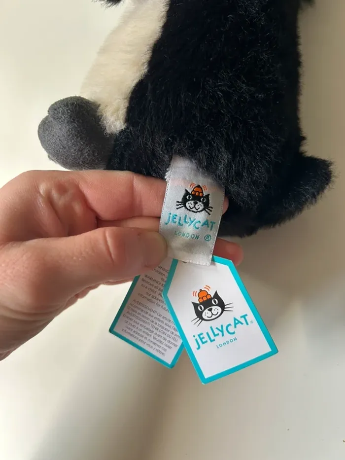 Pingouin Ronnie rockhopper jellycat - photo numéro 3