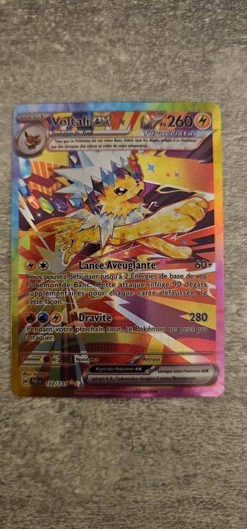 Carte Pokémon Voltali EX évolutions prismatiques