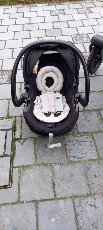 Poussette chicco activ 3