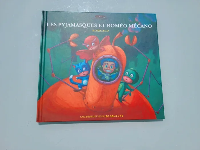 Livre 🛠 Les Pyjamasques et Roméo Mécano 🔧 - photo numéro 2