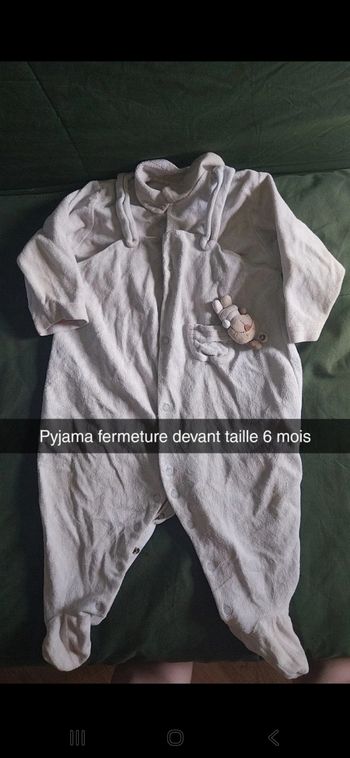 Lot de pyjamas garçons
