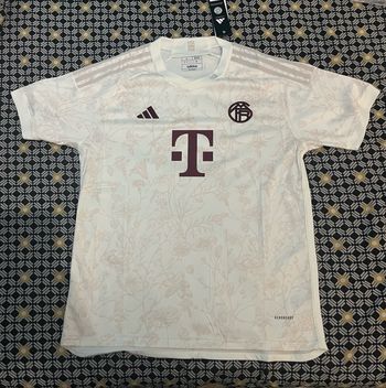 Maillots Third Bayern 2023-2024