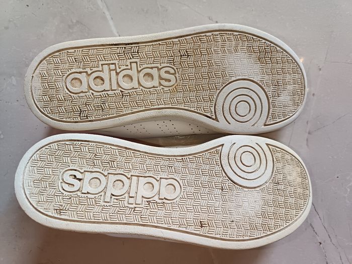 Basket Adidas fille taille 35 - photo numéro 3