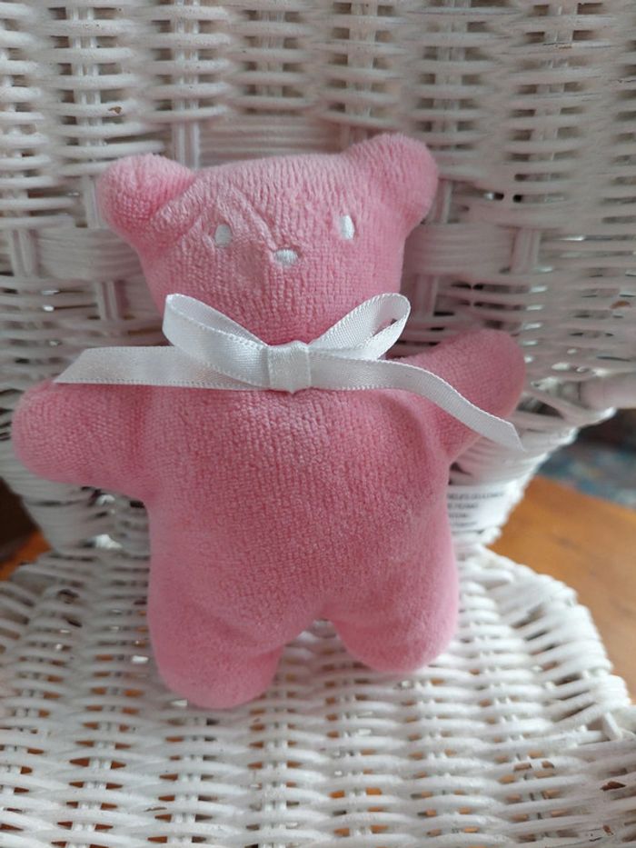 P1 - Mini doudou ours rose Corolle 2004 - photo numéro 2