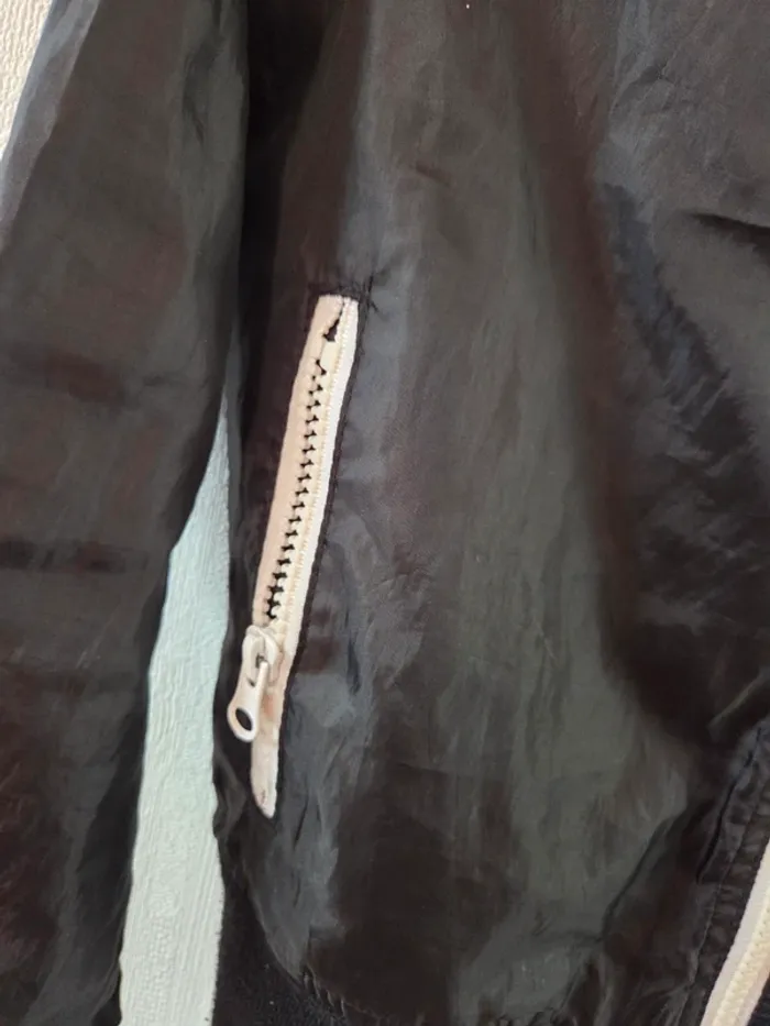 🤗 Veste garçon T.10 ans a capuche - photo numéro 2